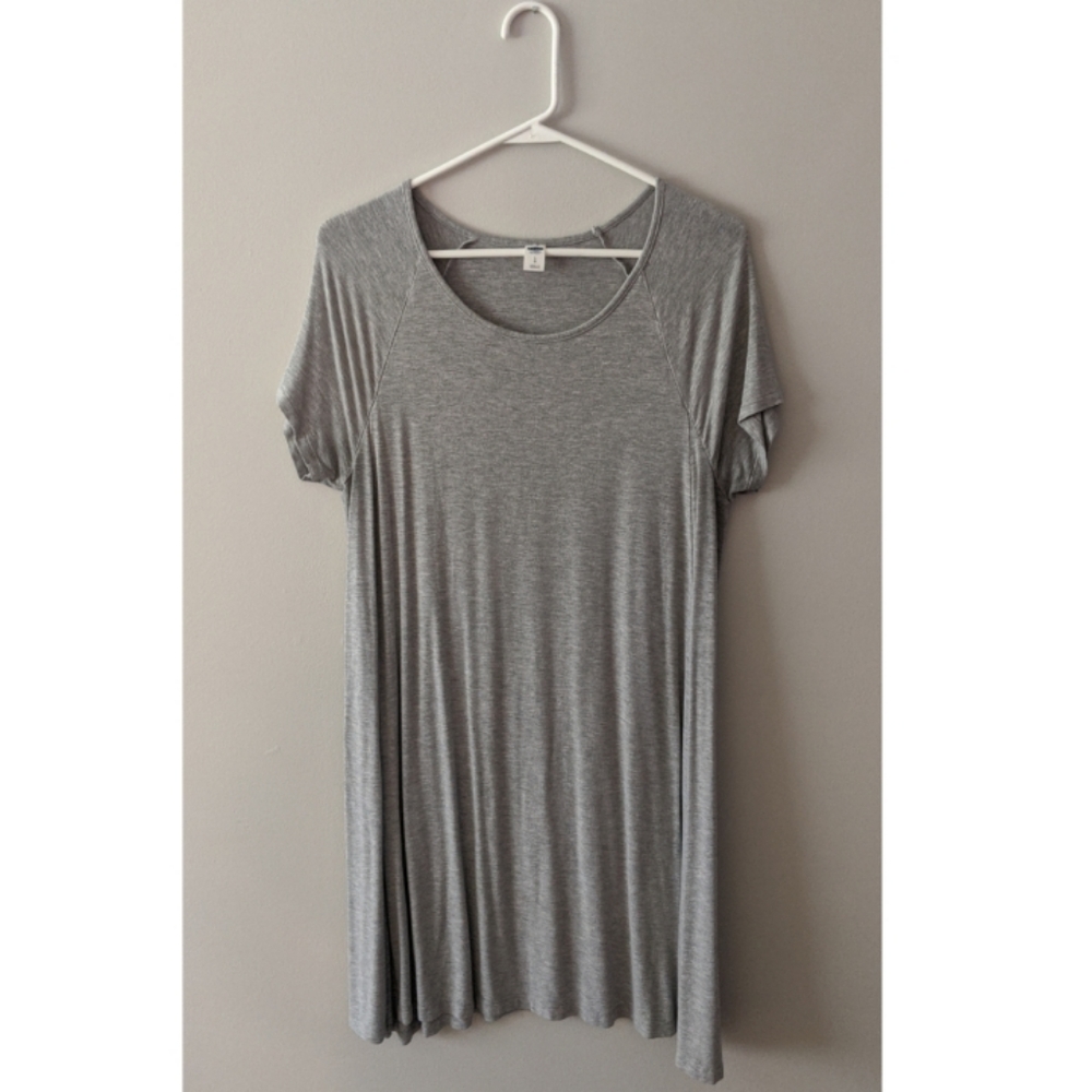 Old Navy // Gray T-shirt Dress